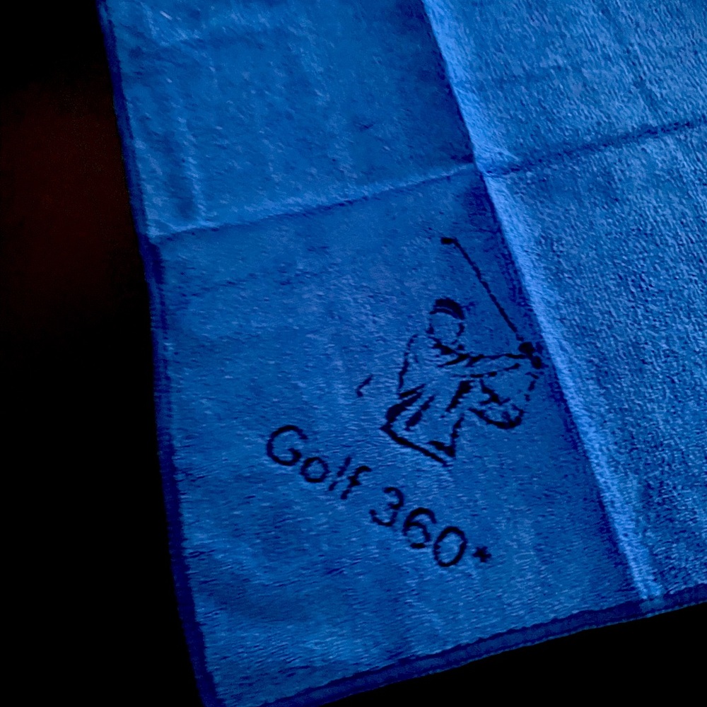 bag towel 2 pc set new
By Golf 360 degrees